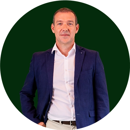 Denis Mineret Directeur Ressources Humaines.